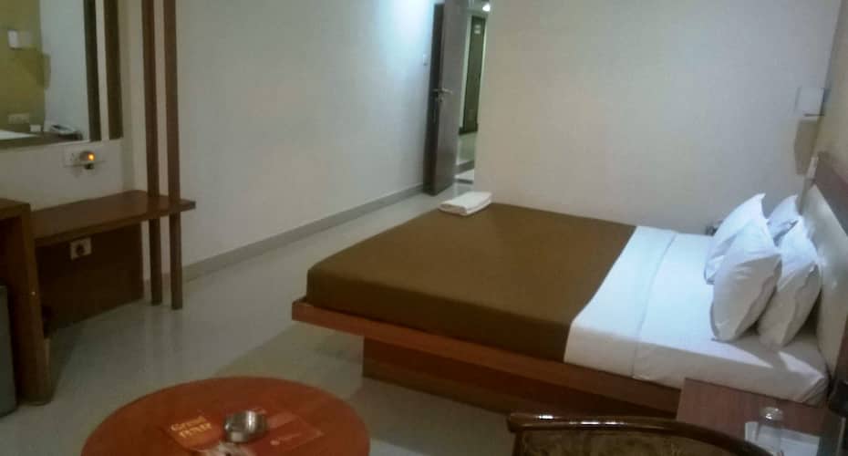 Grand Samdareeya, Jabalpur 2